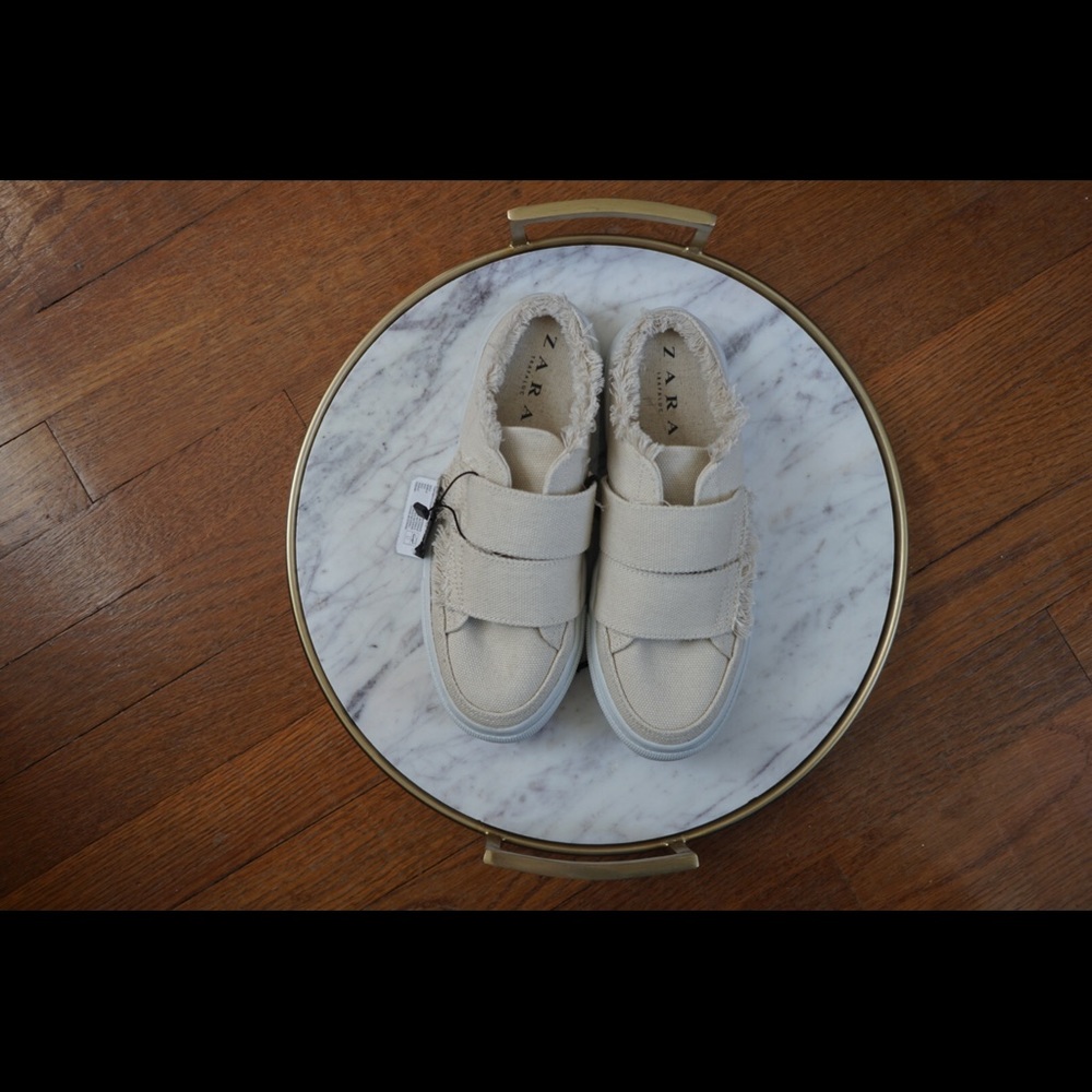 ZARA Canvas Sneakers • NWT! Size 5 •